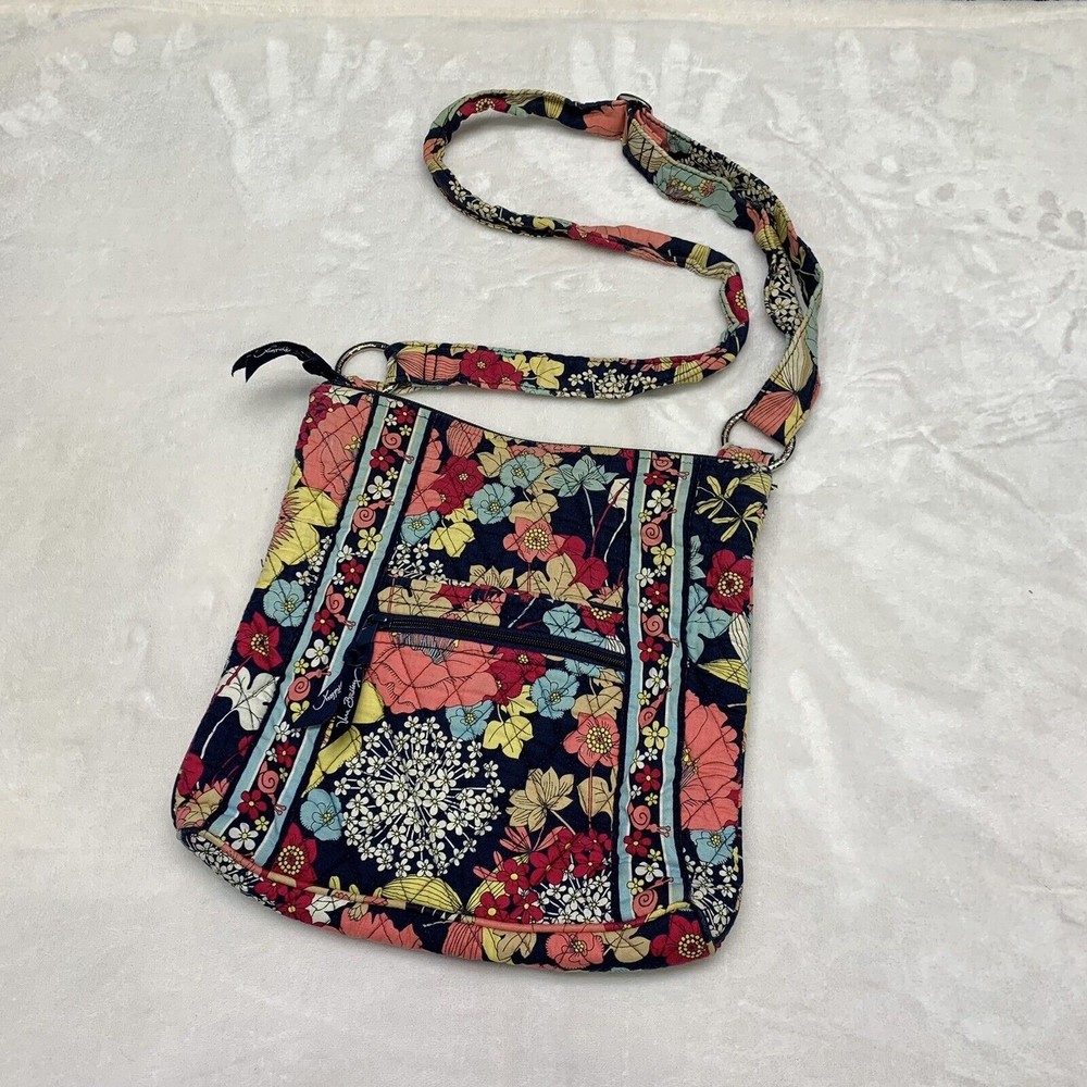VERA BRADLEY HAPPY TRAILS PATTERNS CROSSBODY BAG